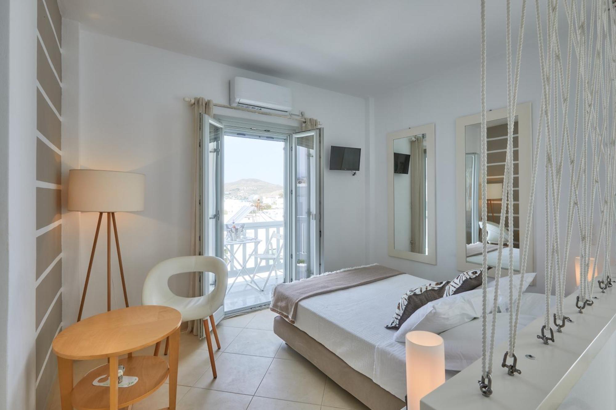 Romantica Suites เนาซา ภายนอก รูปภาพ