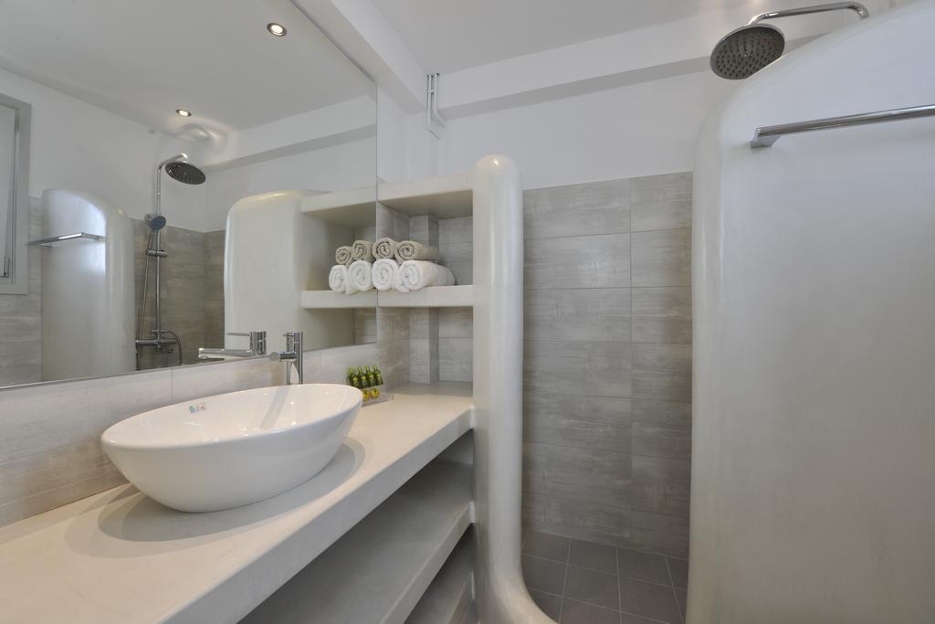 Romantica Suites เนาซา ห้อง รูปภาพ