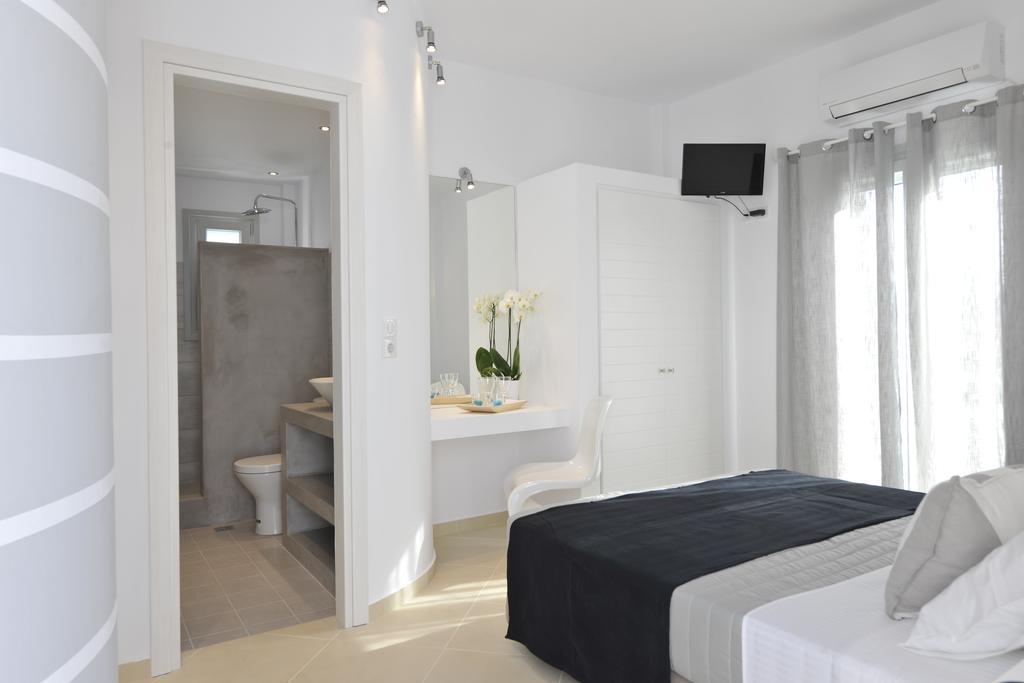 Romantica Suites เนาซา ห้อง รูปภาพ